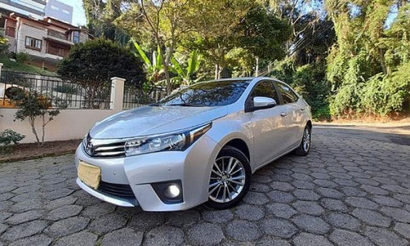 Corolla Altis 2015...