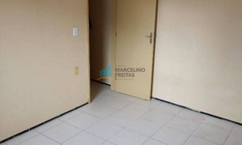 Ótima Casa Com 2 Qua...