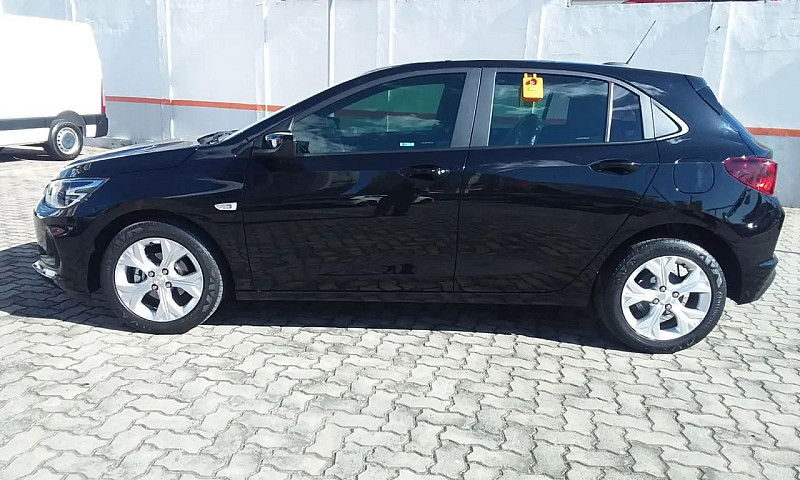 Chevrolet Onix Hatch...