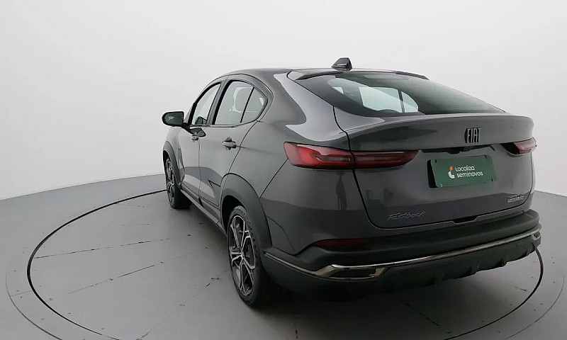 Fiat Fastback 2024 1...