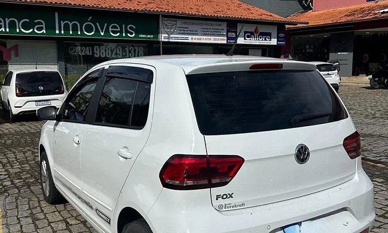 Volkswagen Fox Conne...
