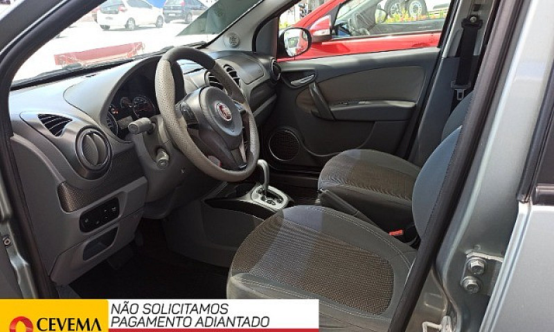 Fiat Palio Essence 1...