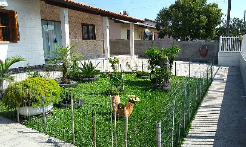 Linda Casa Mobiliada...