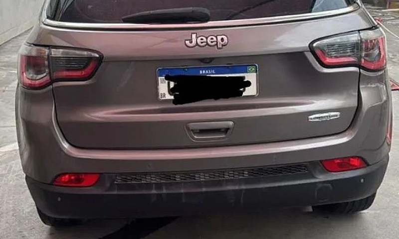 Jeep Compass ...