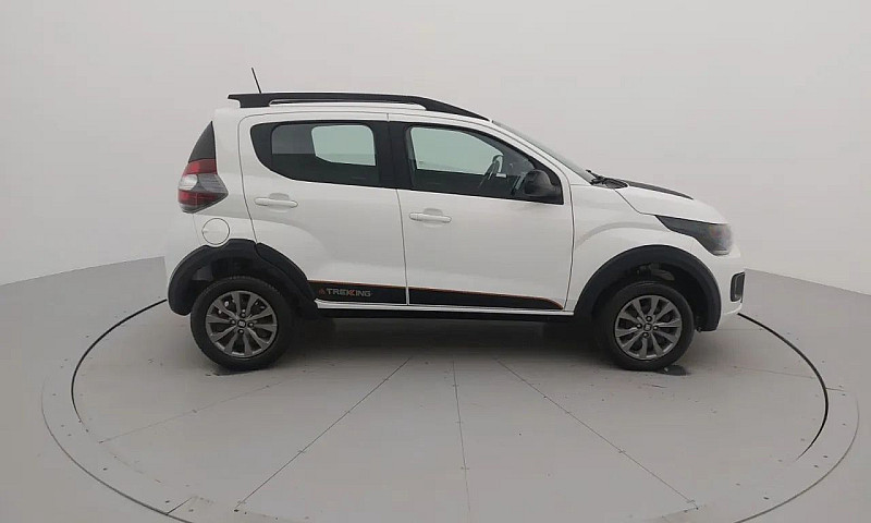Fiat Mobi Trekking 1...