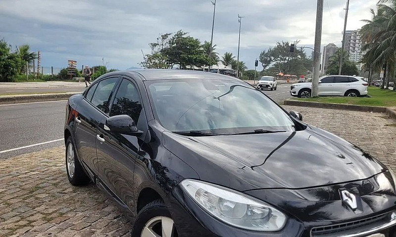 Renault Fluence Sed....