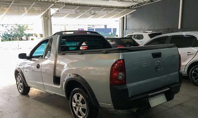 Chevrolet Montana 1....