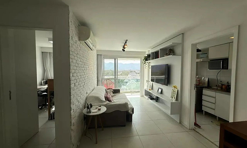 Cobertura Duplex À V...