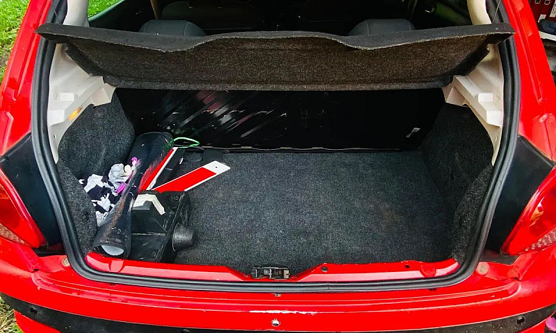 Peugeot 207 Xr 1.4 F...