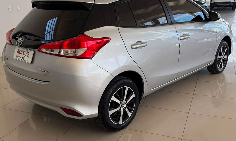 Toyota Yaris Xl Plus...