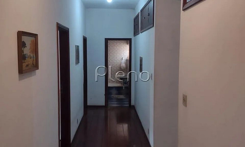 Sobrado À Venda Em C...