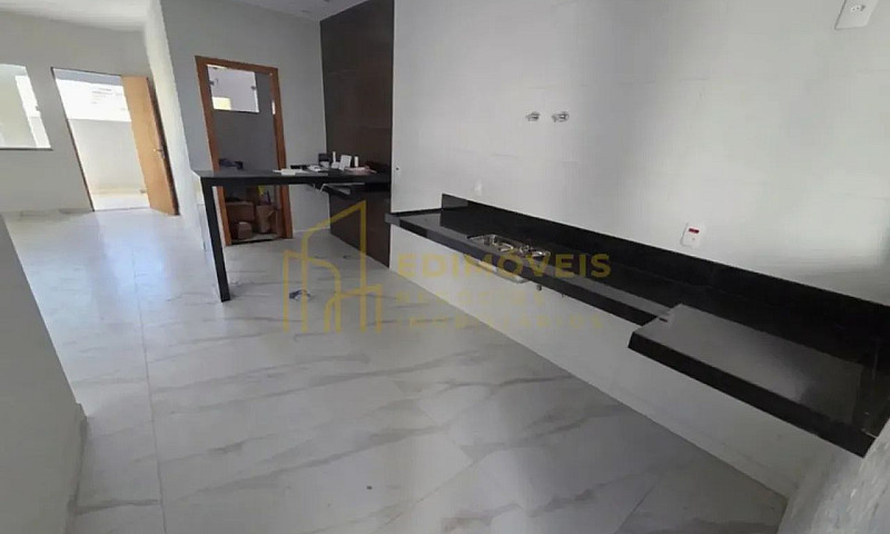 Casa Com 3 Quartos E...