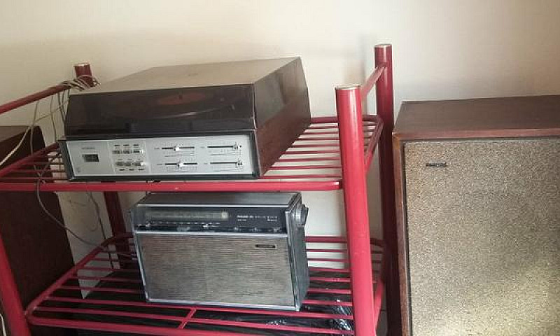 Toca Discos Retrô...