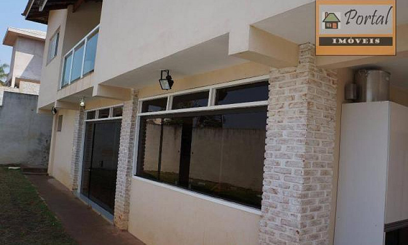 Casa Com 3 Dormitóri...