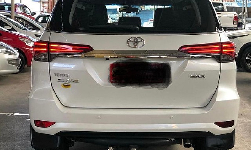 Hilux Sw4 Srx 2.8 Tu...