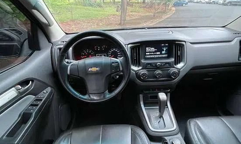 S10 Pick-Up Lt 2.5 F...