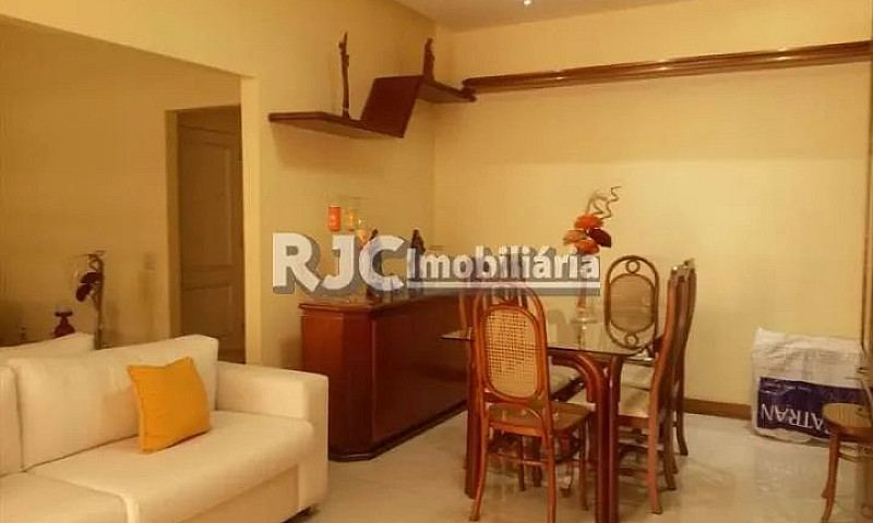 Apartamento De 196 M...