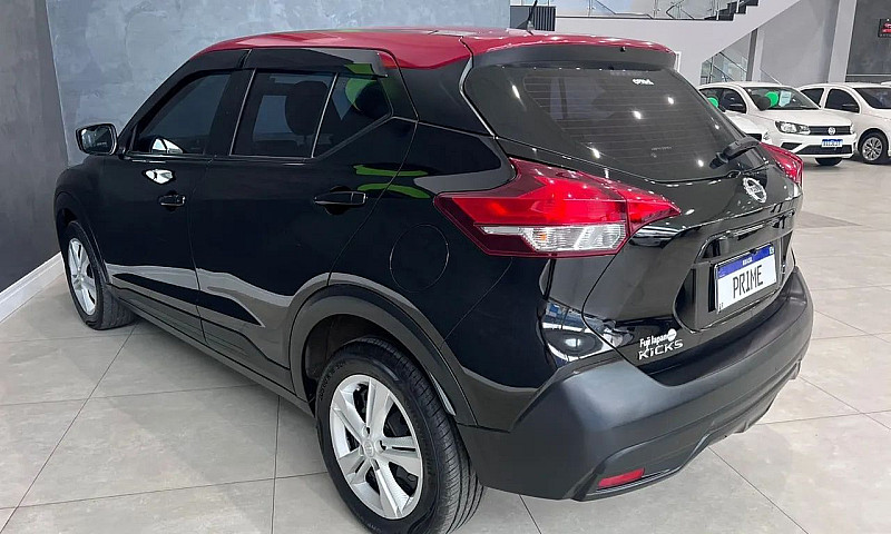 Nissan Kicks Active ...