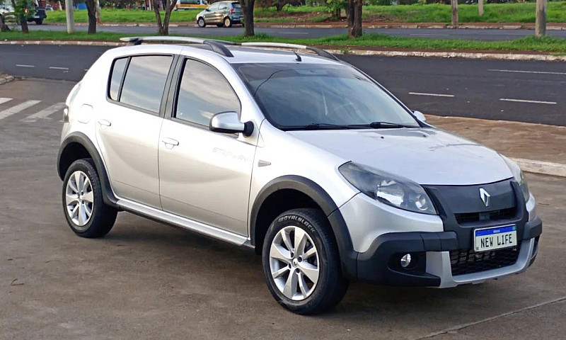 Renault Sandero Step...