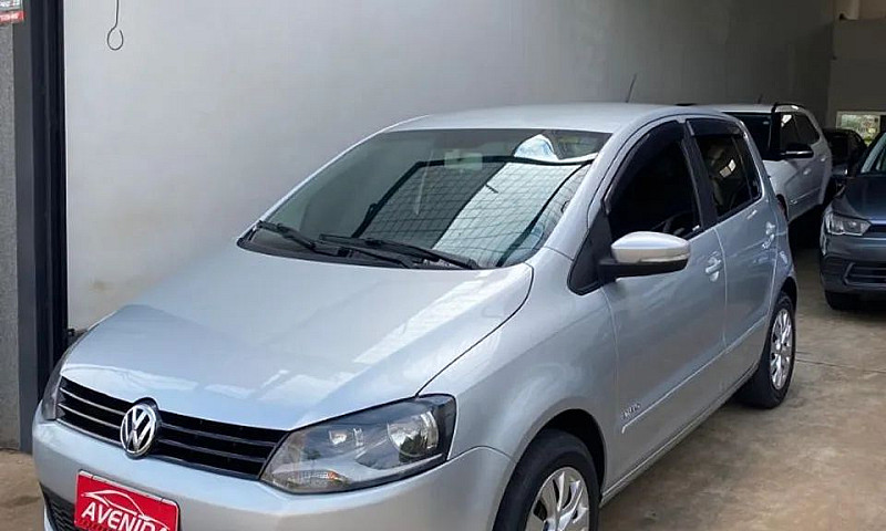 Volkswagen Fox 1.6 M...