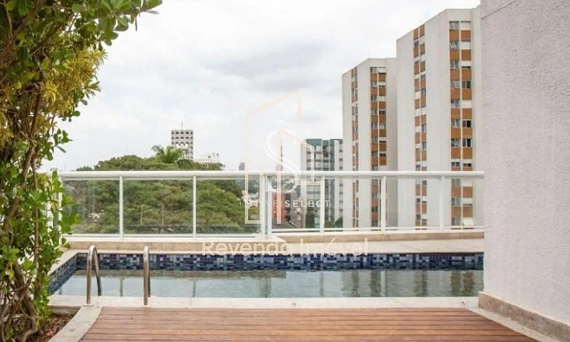 Condomínio Edifício ...