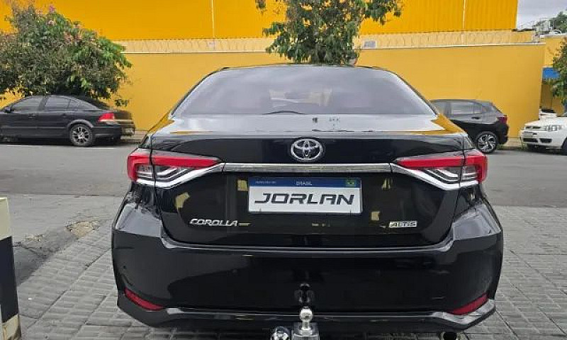 Toyota Corolla Altis...