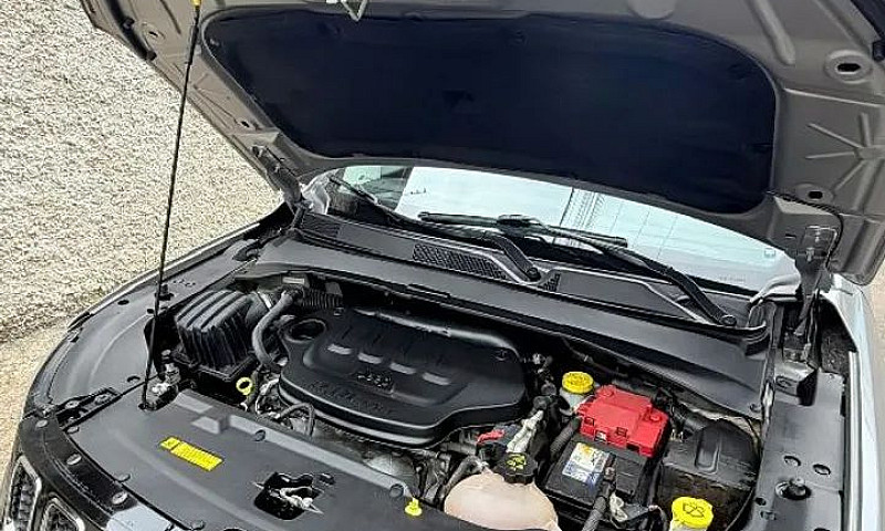 Jeep Compass Sport 2...