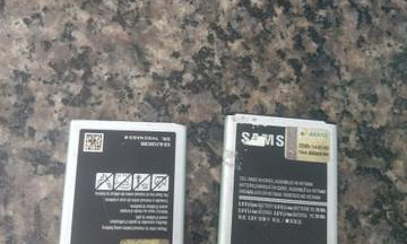 Vendo Duas Baterias ...