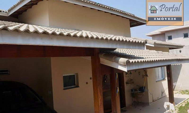 Casa Com 3 Dormitóri...