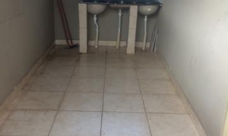 Barracao No Jardim A...