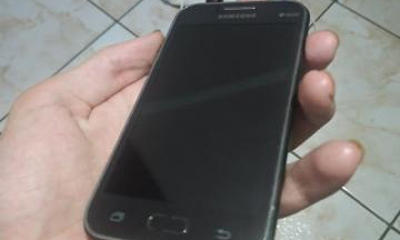 Samsung Galaxy J1...