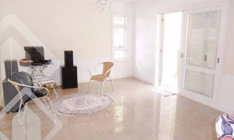 Casa À Venda Com 3 D...