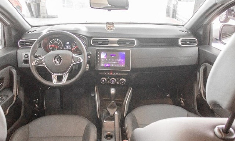 Renault Duster Iconi...