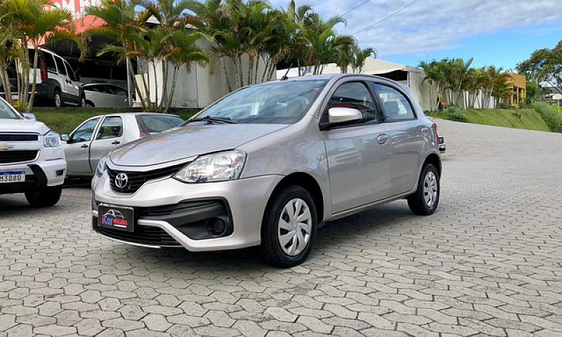 Etios 1.5 Xs Complet...