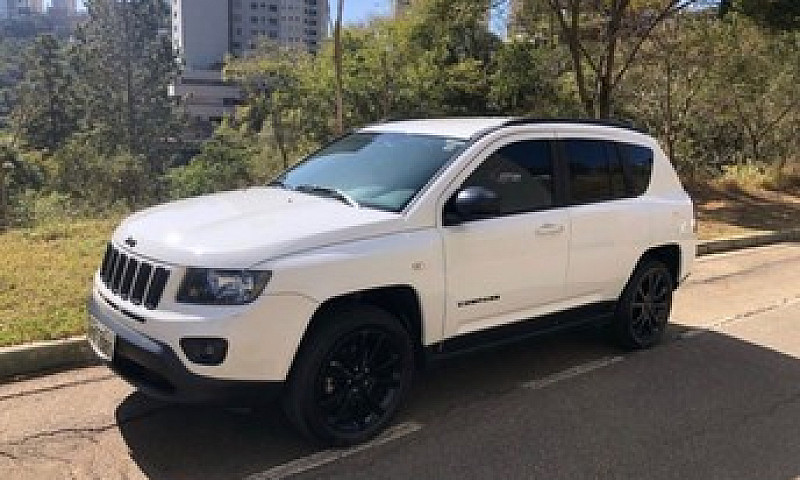 Jeep Compass Sport 2...