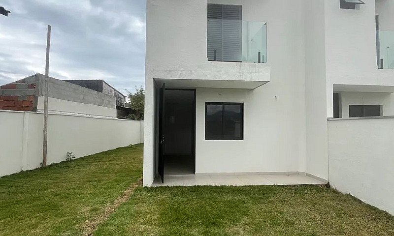 Vendo Casa Assobrada...