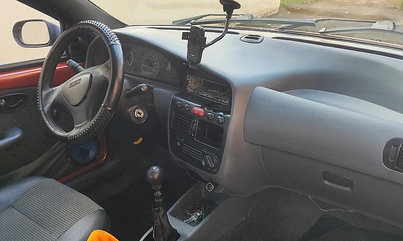 Fiat Palio Young 1.0...