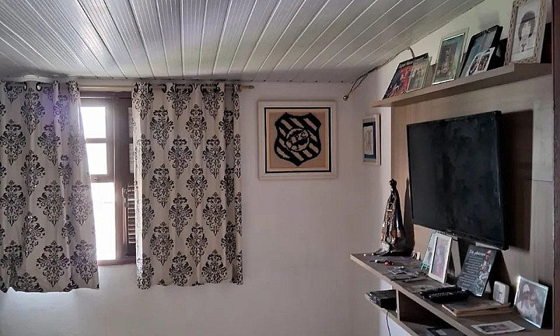 Alugo Casa Bem Local...