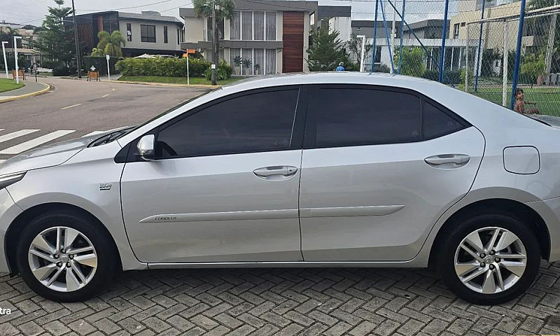 Toyota Corolla Gli 1...