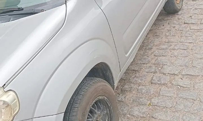 Fiat Uno Vivace 1.0 ...
