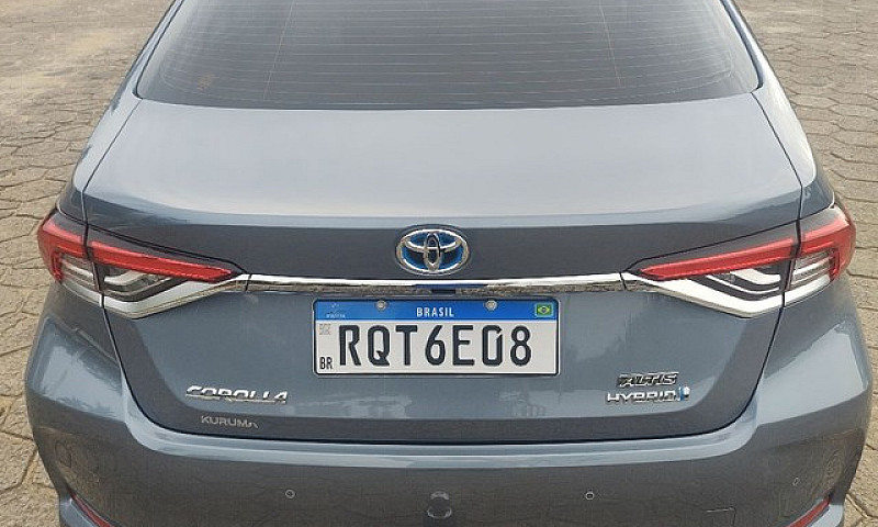 Corolla Altis  Hybri...