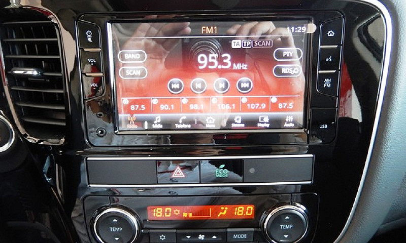 Mitsubishi Outlander...
