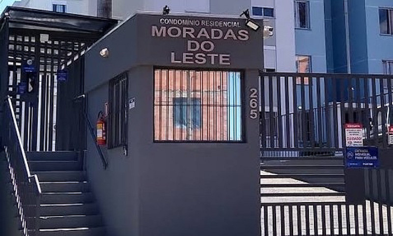Apto 2 Dormitórios E...