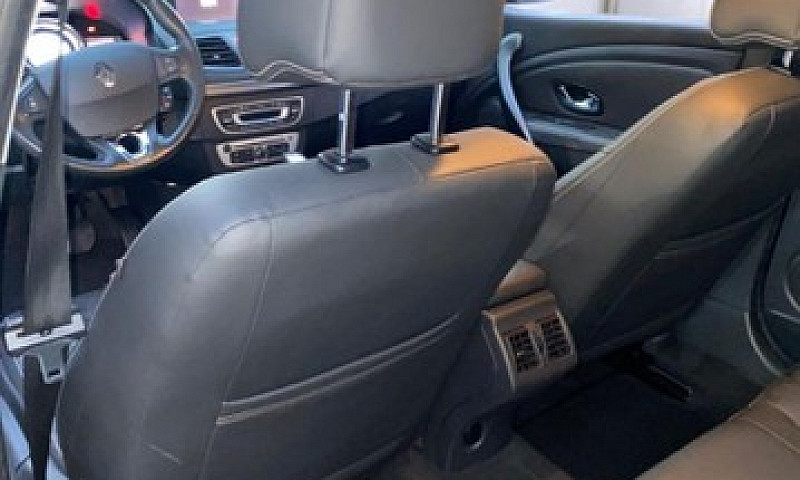 Fluence Sedan Dinami...