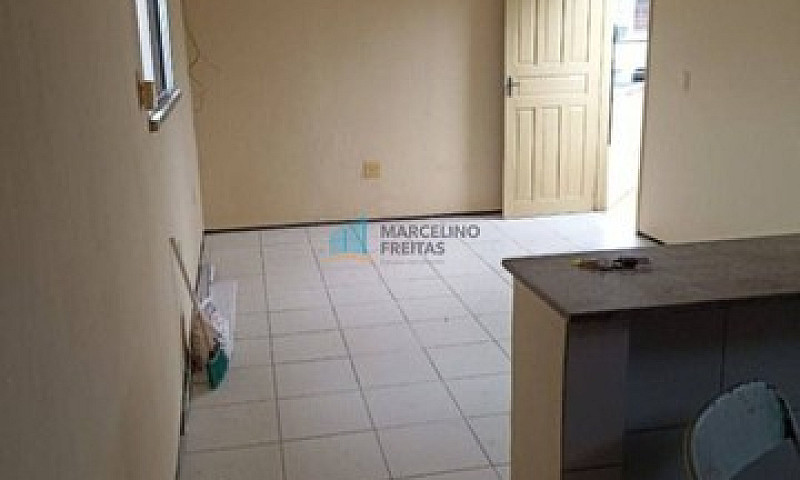 Ótima Casa Com 2 Qua...