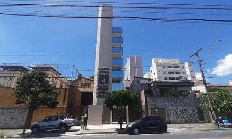 Apartamento Em  Rua ...