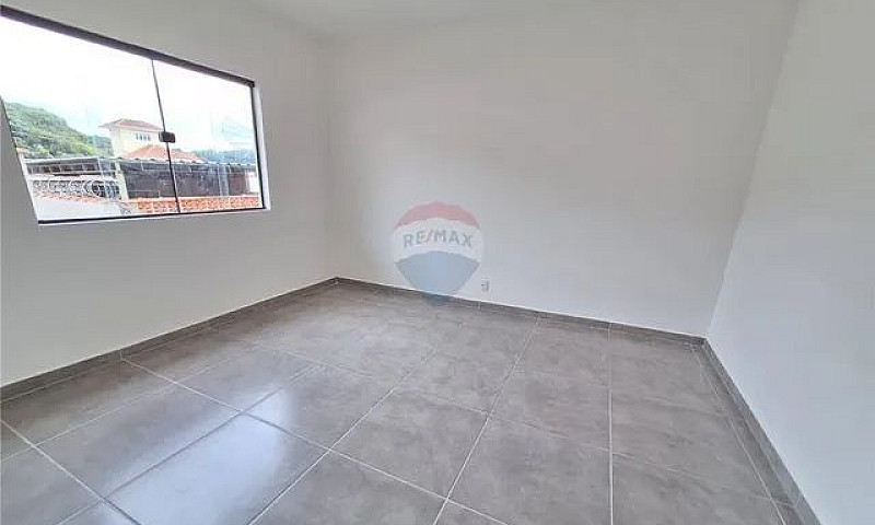 02 Casas Super Espaç...