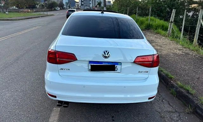 Jetta Highline 211Cv...
