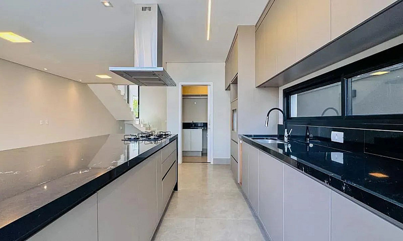 Sobrado À Venda Com ...