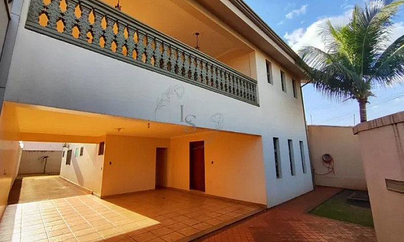 Casa No Jardim Athen...